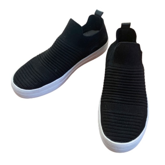 *PRICE DROP* kate spade | Gerrard Slip-On Knit Black Platform Sneaker 9 - Picture 2 of 12